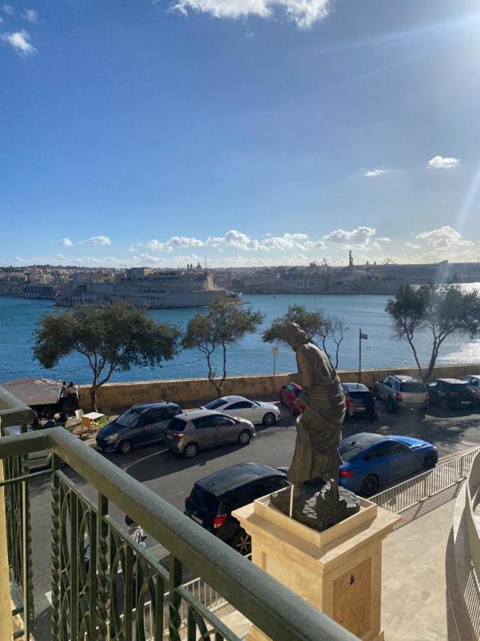 Grand Harbour View Appartement Valletta Buitenkant foto